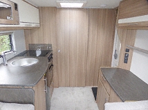 Lunar Quasar 462 2017 caravans Library Photo