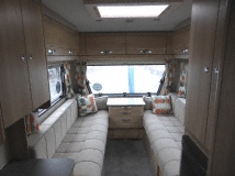 Xplore 422 SE 2018 caravans Library Photo