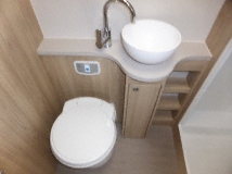Xplore 422 SE 2018 caravans Library Photo